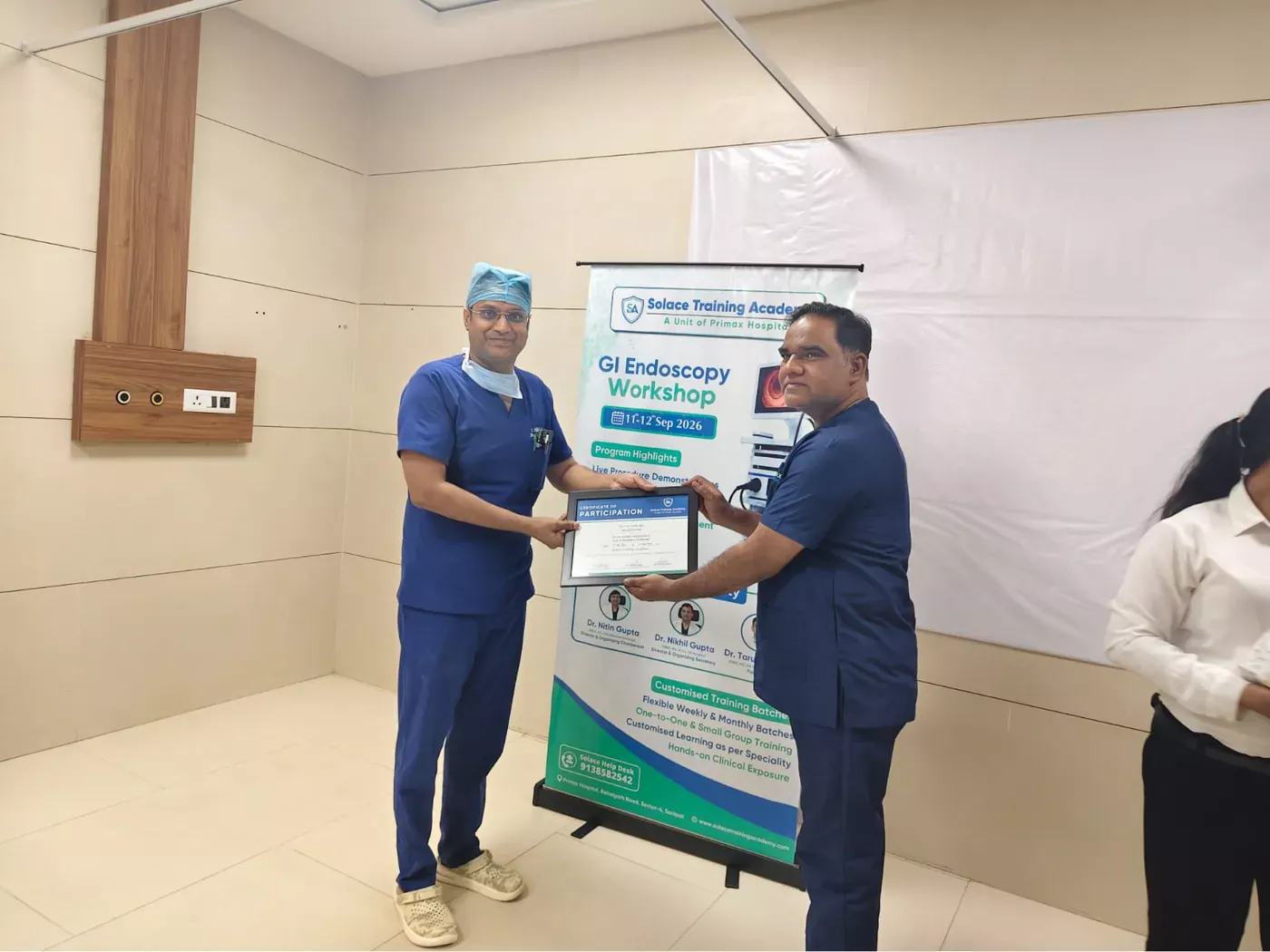Certificate presentation during the GI Endoscopy Workshop, September 2026