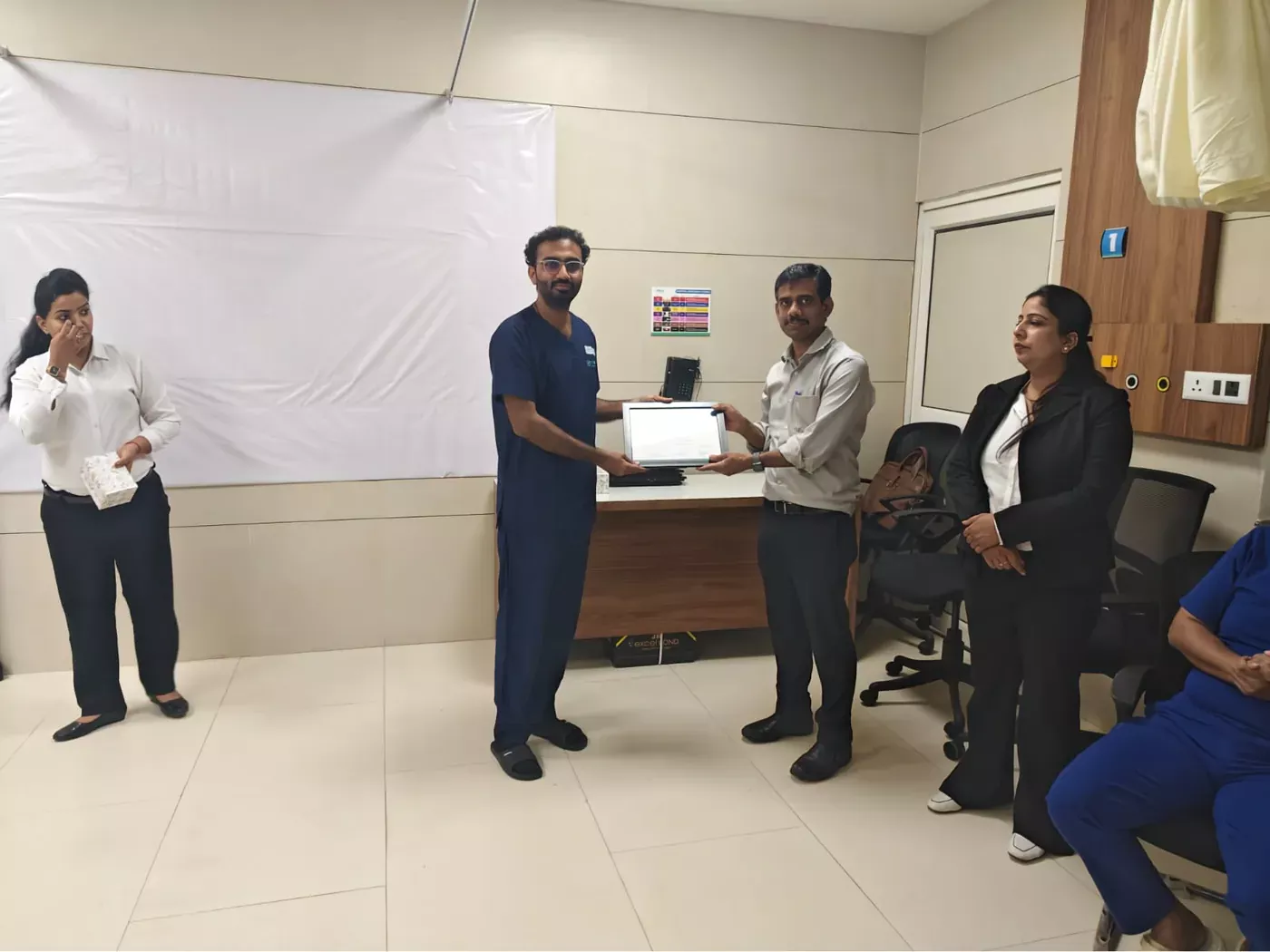 Certificate presentation during the GI Endoscopy Workshop, September 2026